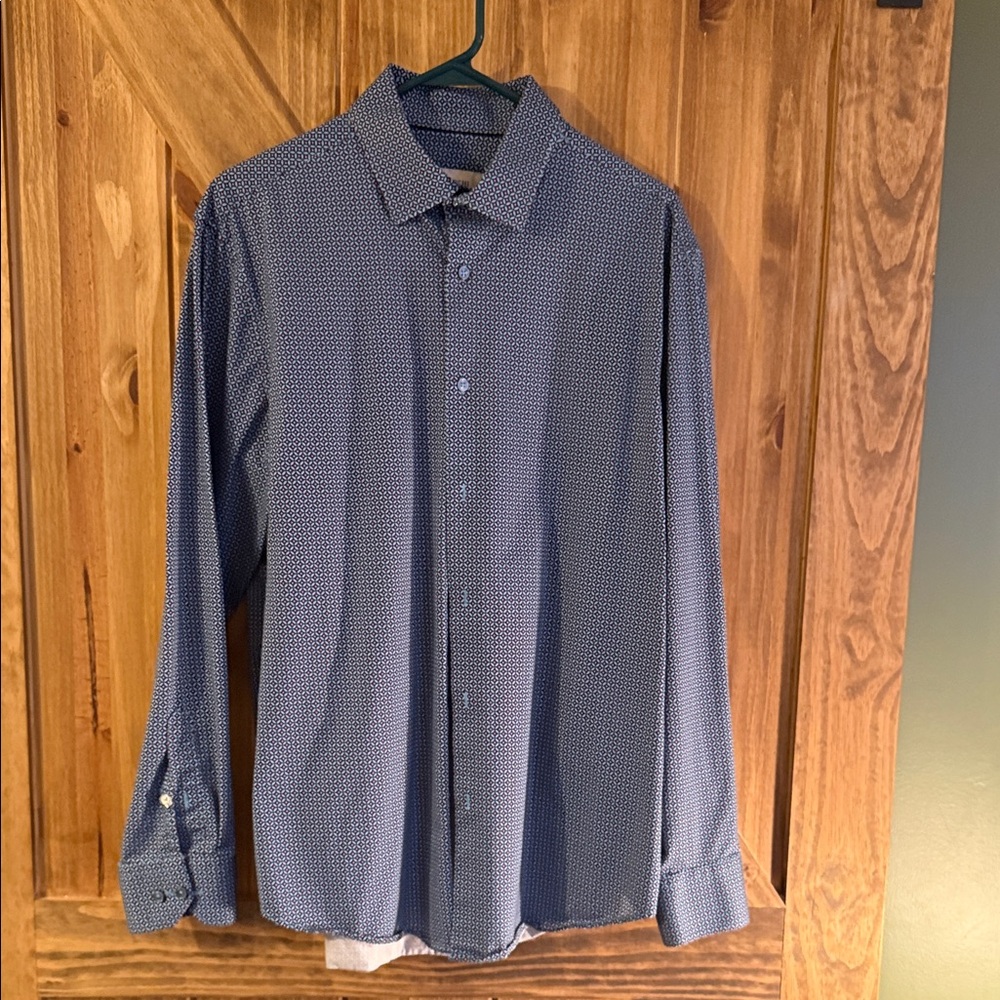Bugatchi Men's Blue Patterned Button-Down Shirt - image 1